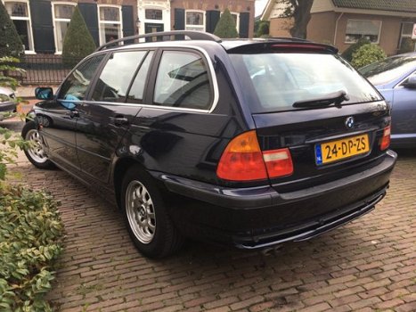 BMW 3-serie Touring - 320i Executive - 1