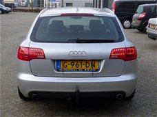 Audi A6 Avant - 2.8 FSI 210PK AUTOMAAT Achteruit camera LED GROOT NAVIGATIE NIEUWSTAAT