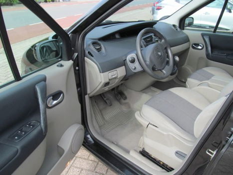 Renault Scénic - 1.6-16V Privilège Comfort - 1