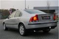 Volvo S60 - 2.4 D5 Geartronic Comfort Line Yountgimer 2e Eigenaar - 1 - Thumbnail