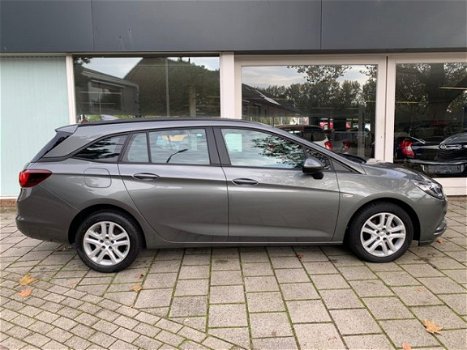 Opel Astra Sports Tourer - 1.0 turbo Online Edition navigatie parkeersensoren - 1