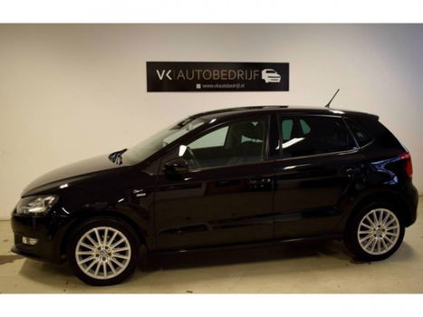 Volkswagen Polo - 1.2TSI Match Xenon Stoelverw Handsfree Airco - 1