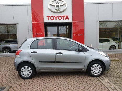 Toyota Yaris - 1.0 12V VVT-I 5DR TERRA - 1