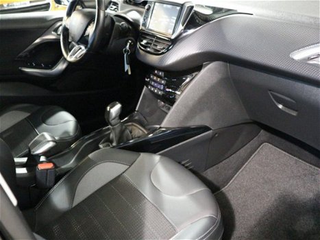 Peugeot 2008 - SUV 1.2 110 pk Allure | Bluetooth | Achteruitrijcamera | Navigatie - 1