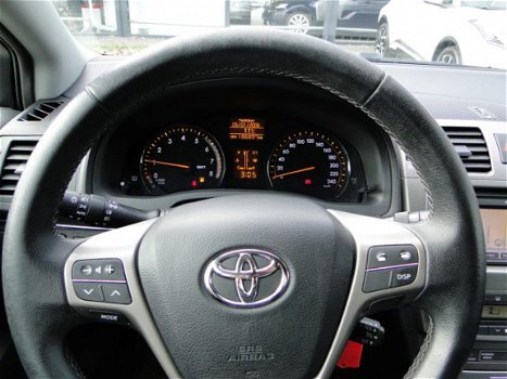 Toyota Avensis Wagon - 1.8 VVTi Business Navigatie/Cruise/Clima - 1