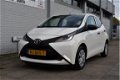 Toyota Aygo - 1.0 VVT-i x-fun 70pk | Airco | Start/stop systeem | Snelheidsbegrenzer | - 1 - Thumbnail