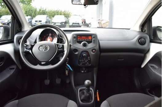 Toyota Aygo - 1.0 VVT-i x-fun 70pk | Airco | Start/stop systeem | Snelheidsbegrenzer | - 1