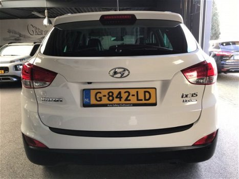 Hyundai ix35 - 1.6i Style *NAVIGATIE*LEDER*STOEL VERW*CRUIS-CONTROL - 1