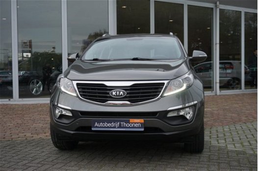 Kia Sportage - 2.0 X-ecutive Plus Pack Automaat, Trekhaak Nieuwjaarsactie van € 14.900 voor € 13.900 - 1