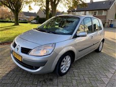 Renault Scénic - Scenic gereserveerd