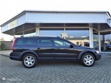 Volvo XC70 - 2.4 D5 AWD 185PK, Four-C, Xenon, Navigatie, Leer