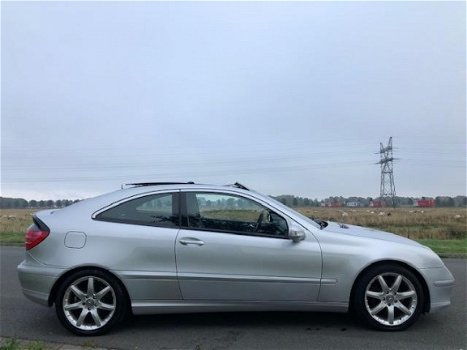 Mercedes-Benz C-klasse Sportcoupé - 200 K. *Panorama Dak - 1