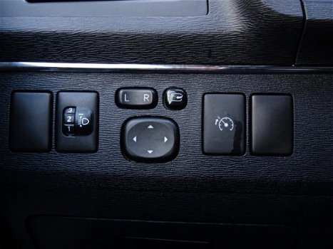 Toyota Avensis Wagon - 1.8 VVT-i Dynamic | NL AUTO | Climate Control | Lichtmetalen Velgen | Dealer - 1