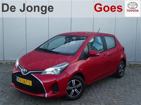 Toyota Yaris - 1.0 VVT-i Trend 5-deurs | Climate Control | Navigatie | Lichtmetalen Velgen | Parkeer - 1