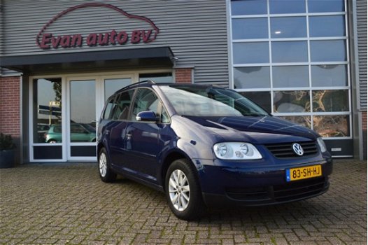 Volkswagen Touran - 1.6 Business - 1