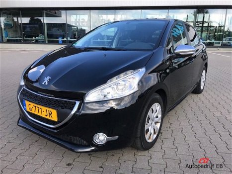 Peugeot 208 - Urbansoul 1.2 PureTech 82 - 1