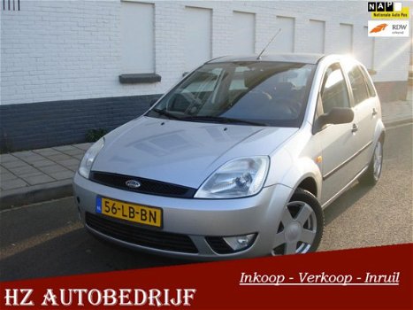 Ford Fiesta - 1.4-16V First Edition MET NIEUWE APK - 1