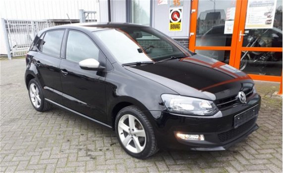 Volkswagen Polo - 1.2 BLACK EDITION, CRUISE CONTROLE, STOELVERWARMNG - 1