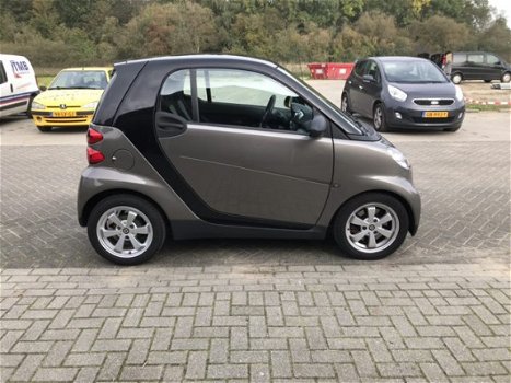 Smart Fortwo coupé - 1.0 mhd Pure.Airco.cv.panorama dak.Led - 1