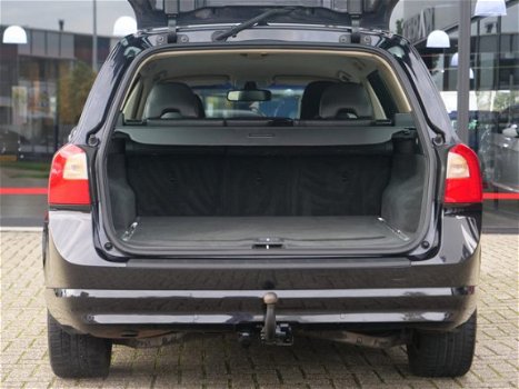 Volvo V70 - 2.4D Summum | navi | xenon | leder | nette staat - 1