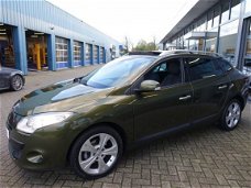 Renault Mégane - Megane 1.4 TCe 130PK PANORAMADAK AIRCO LMV