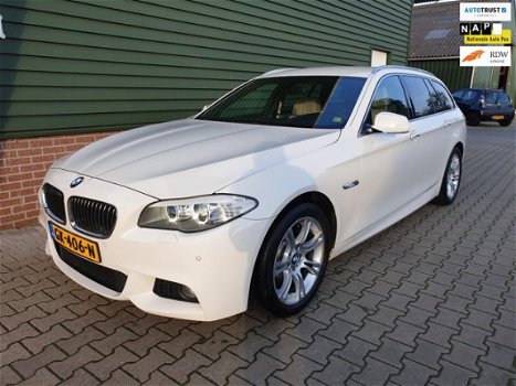 BMW 5-serie Touring - 525xd High Executive M-Pakket, 218PK, Boekjes ingevuld - 1