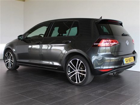 Volkswagen Golf - 1.4 TSI GTE 204 pk DSG - 1