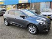 Renault Clio Estate - 0.9 TCe Limited - 1 - Thumbnail