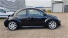 Volkswagen New Beetle - 2.0 Highline Zeer nette en perfect rijdende New Beetle Airco Electr pakket A - 1 - Thumbnail