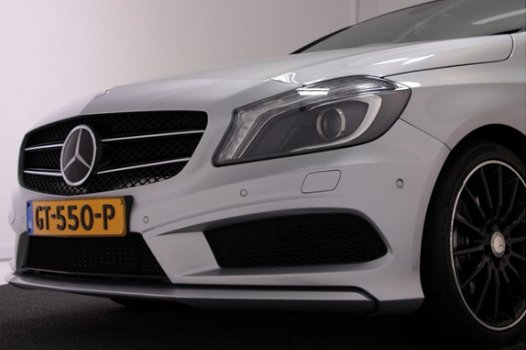 Mercedes-Benz A-klasse - 180 CDI Ambition | Harman Kardon | Panorama schuifdak | AMG Styling | Parkt - 1