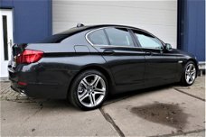 BMW 5-serie - bjr 2011 221kW/300pk 535d High Executive | Panoramadak | Trekhaak | Leder | Bi-xenon |