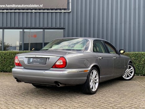 Jaguar XJ - 4.2 V8 298pk Sovereign Aut. Zeer Netjes NL Auto 133dkm - 1