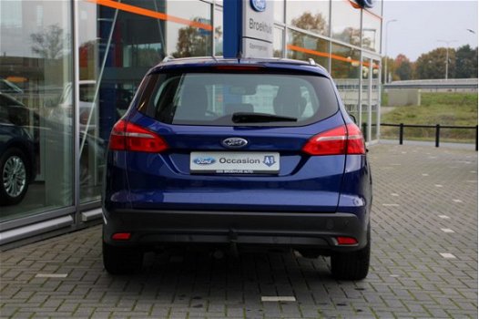 Ford Focus Wagon - 1.0 125PK TITANIUM Navigatie | Active City Stop | Parkeersensoren | LED dagrij ve - 1