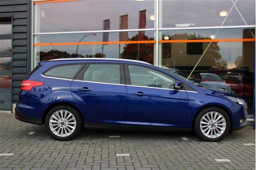 Ford Focus Wagon - 1.0 125PK TITANIUM Navigatie | Active City Stop | Parkeersensoren | LED dagrij ve - 1