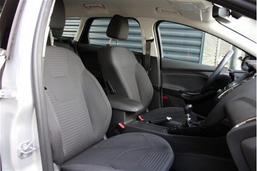 Ford Focus Wagon - 1.0 EcoBoost 125pk Titanium Navigatie - 1
