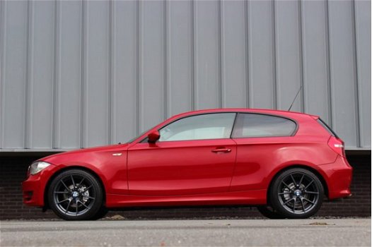 BMW 1-serie - 1.6 116i E81 Facelift model | 3 deurs | Automaat | - 1