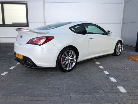 Hyundai Genesis - 2.0 Turbo | Leer | Navi | 275 + PK getuned - 1