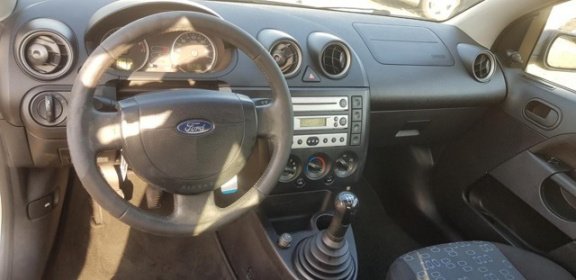 Ford Fiesta - 1.25-16V Centennial Nieuwe APK - 1