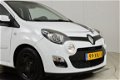 Renault Twingo - 1.2 16V Collection Airco /cruise - 1 - Thumbnail