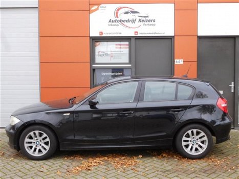 BMW 1-serie - 118d High Executive APK AIRCO ELEK RAMEN START/STOP - 1