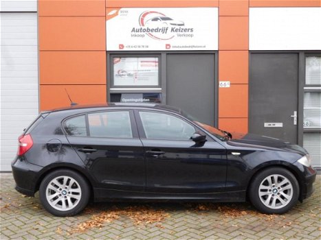 BMW 1-serie - 118d High Executive APK AIRCO ELEK RAMEN START/STOP - 1