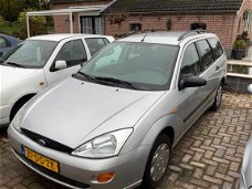 Ford Focus Wagon - 1.6-16V Trend nieuwe apk