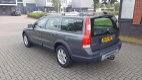 Volvo XC70 - 2.4 D5 AWD Kinetic - 1 - Thumbnail