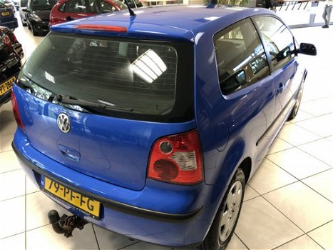 Volkswagen Polo - 1.4-16V Comfortline - 1