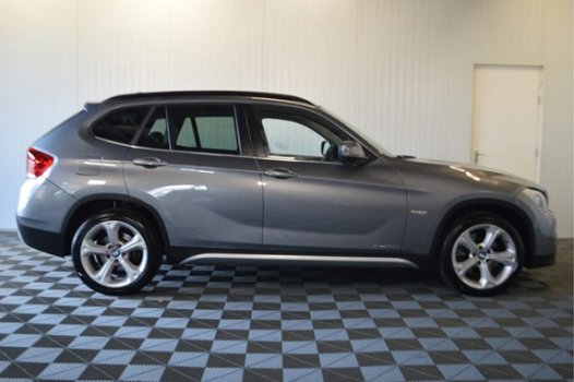 BMW X1 - 2.3d xDrive 204PK // TREKHAAK LEER NAVI CRUISE CLIMA - 1