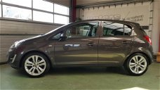 Opel Corsa - 1.4-16V Cosmo PDC, AFL, 17 inch Lichtmetaal