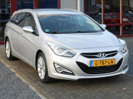 Hyundai i40 Wagon - AIRCO NAVI XENON LMV LEASE V.A 160.00 P/M - 1