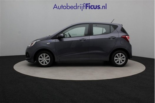 Hyundai i10 - 1.0i i-Motion Comfort MET AIRCO EN CRUISECONTROL - 1