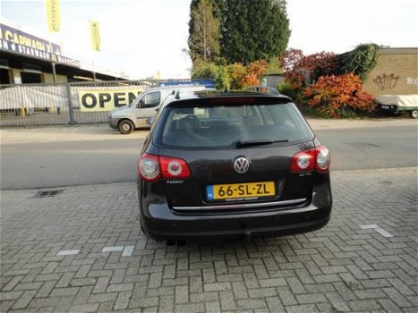 Volkswagen Passat Variant - 2.0 TDI Comfortline - 1