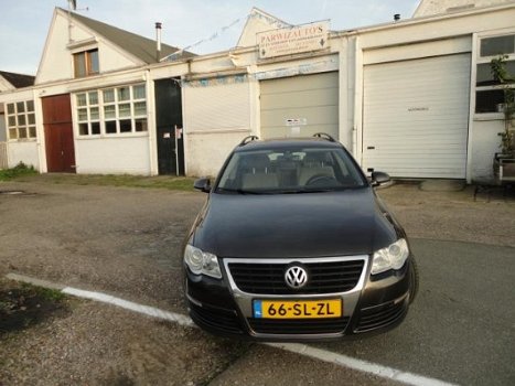 Volkswagen Passat Variant - 2.0 TDI Comfortline - 1